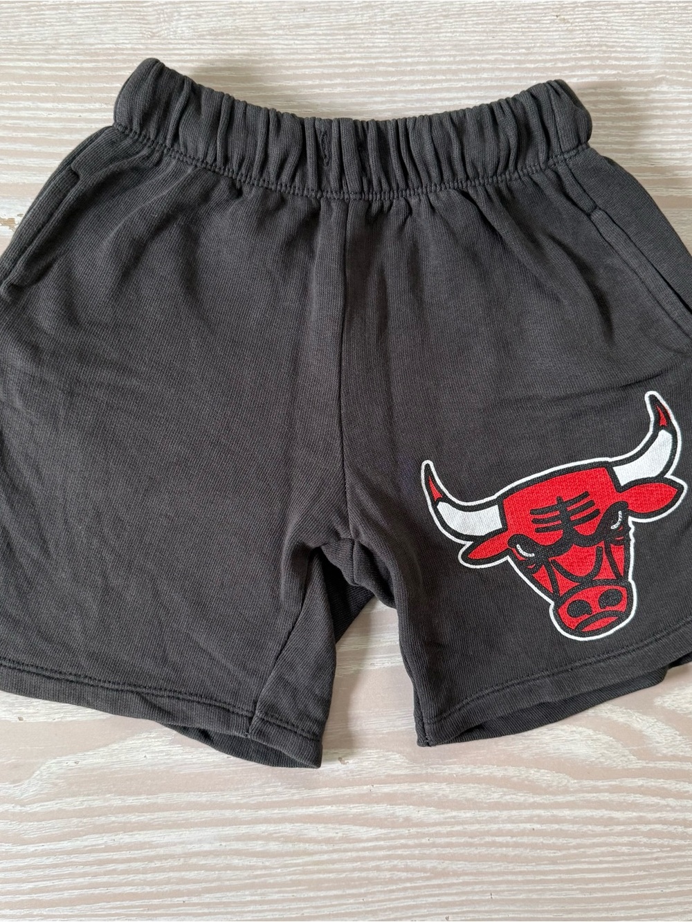 Zara kids NBA Chicago Bulls shorts